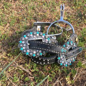 Weaver leather spurs and spur straps